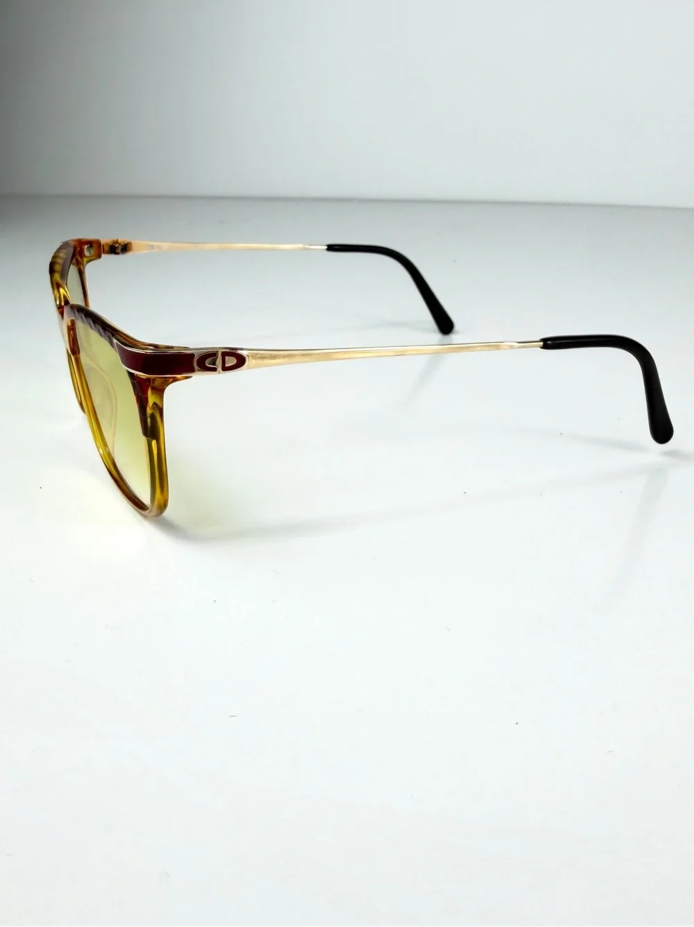 VTG Christian Dior 2403 Croc Embossed Butterfly Cat Eye CD Logo Yellow Burgundy